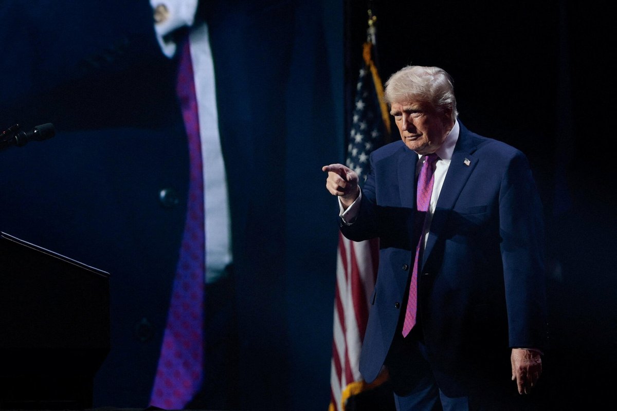 Le Parisien tweet media