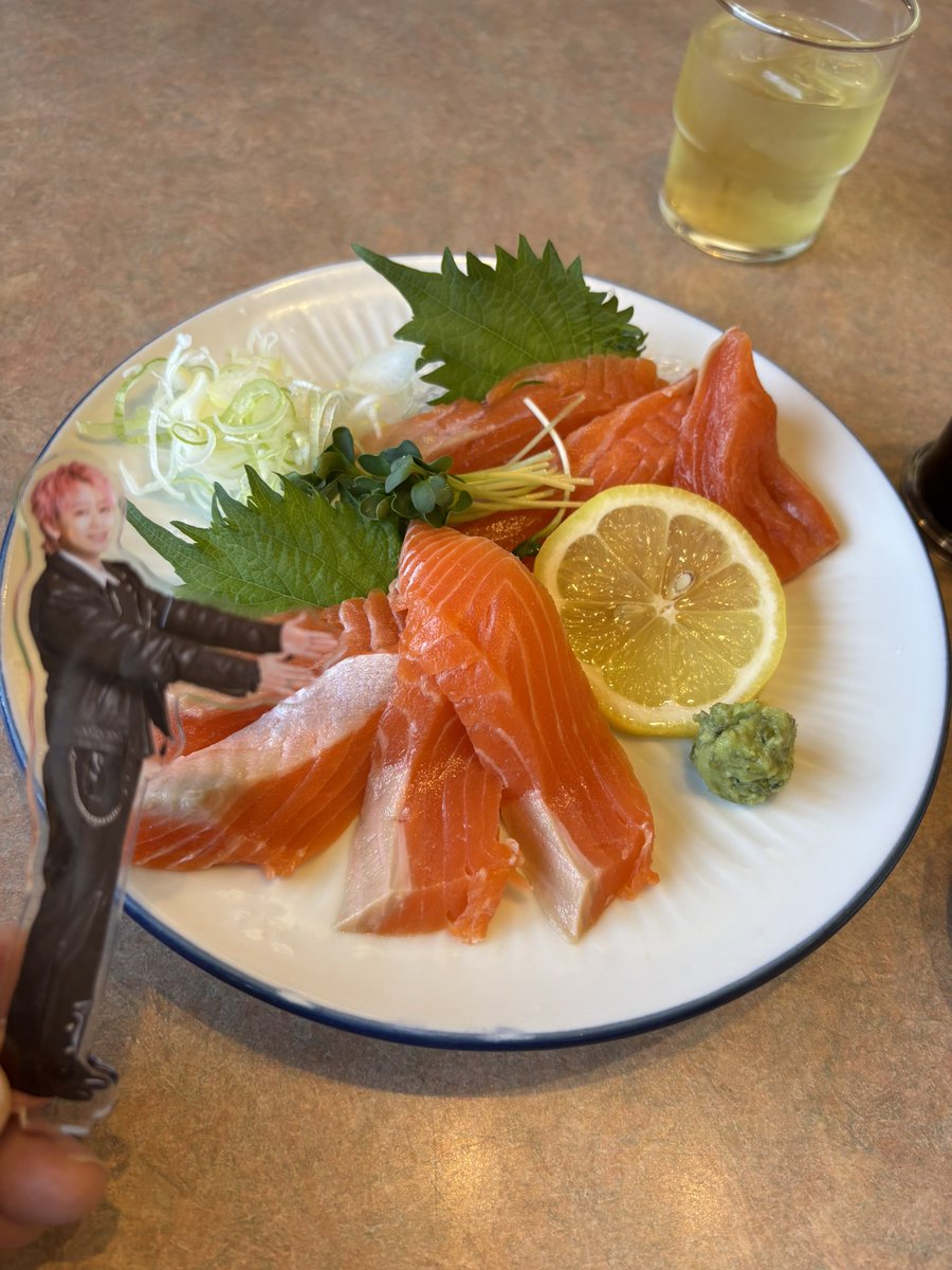 たなちこ tweet media