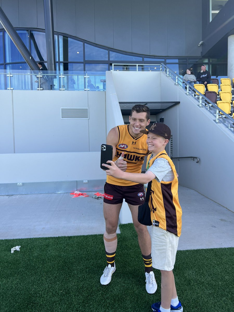 Jo_Hall9's tweet photo. Spent the day this week @HawthornFC to cover the wonderful work the club is doing in the inclusion space unveiling their mascots who welcome and represent people with hidden disabilities like 14 year old Bobby. The story tonight @9NewsMelb https://t.co/ozA06OYmze