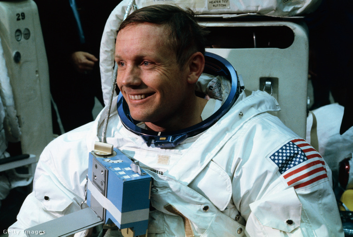 indexhu's tweet image. Évekkel Neil Armstrong halála után özvegye olyanra bukkant, amiről úgy tudták, a Holdon maradt.

index.hu/tudomany/til/2…

Fotó: Bettmann / Getty Images Hungary

#NeilArmstrong #Apollo11 #NASA #Moon #indexhu