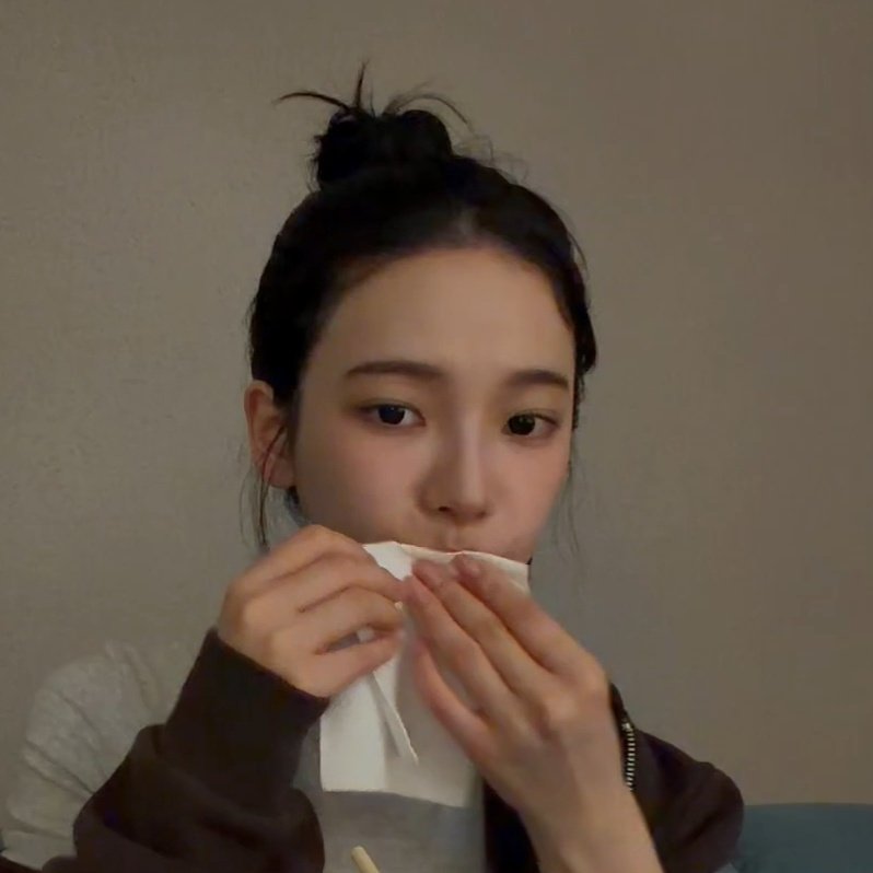 춘★zzi (🍋) tweet media