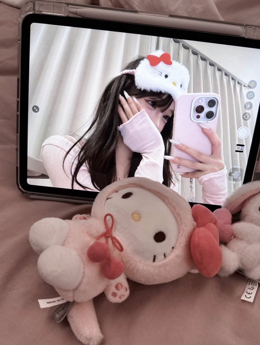 ℳ𝑜ℳ𝑜.🩰༘⋆ tweet media