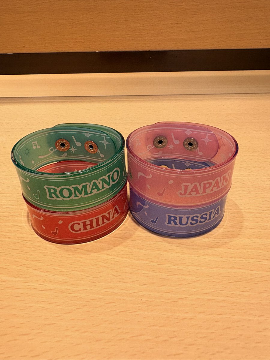 dummy_n's tweet photo. 【交換】ヘタミュ ヘタコン ヘタリア 交換 リストバンド

譲：南伊、中、日、露
求：普

本日会場で交換可能です。
よろしくお願いします。定価での買取可能。 https://t.co/bMKqZzbezS