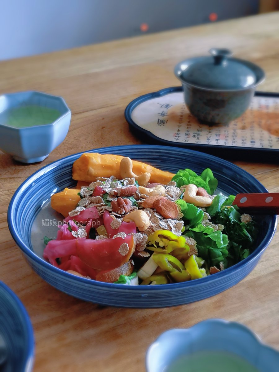 galemonroe24 tweet media