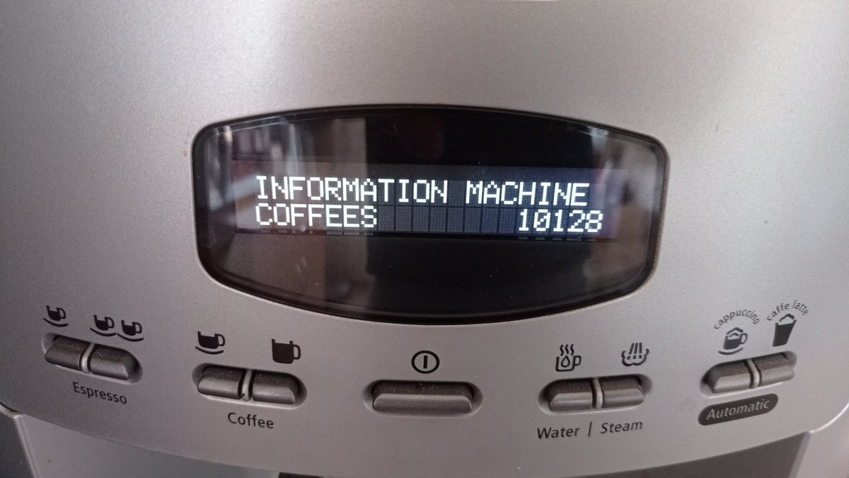 Вже більше 10 тис. За цей рік я замінив młynek - у оригінальному з 2005 року почав грітись моторчик і не молов нормально каву. І дренажний клапан, бо оригінальний тріснув від тиску.