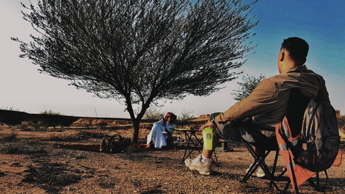 LampaStudioHQ's tweet image. من منطلق تصوير عملنا القادم ✨
لمبة نص الليل من لمبة ستديو 💡🌓

فكرة: عبدالاله الشارخ 
تأليف وإخراج: مبارك المبارك @Mubarak_ALMUB 

بنشارككم صور من كواليس التصوير 📸
أثناء العمل قريبًا

#لمبة #studio  #نص #الليل