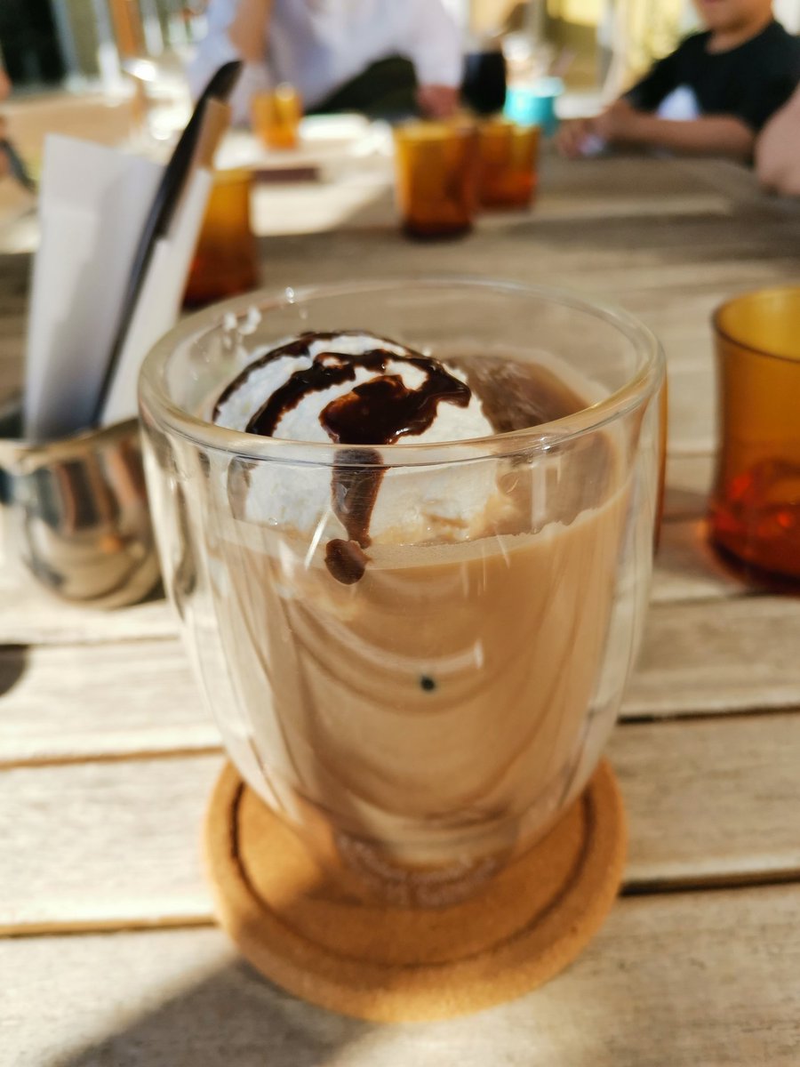 coffee_record_'s tweet photo. ☕×🧊×🍫

#コーヒーのある暮らし 
#コーヒー好きな人と繋がりたい 
#日常垢 
#日常垢さんと繋がりたい https://t.co/MGSVkKy10k