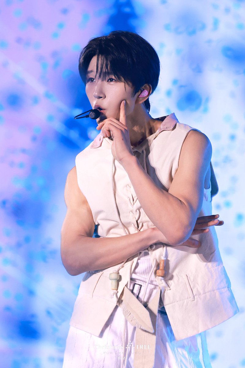 CTree0621's tweet photo. 260417 Our WISH ENCORE
#JAEHEE #재희 #ジェヒ 
#NCTWISH https://t.co/rZNliFtX0o