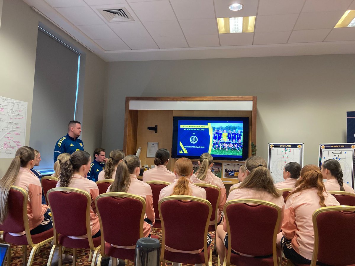 cbennett_ml2's tweet photo. Great week in Belfast with Scotland WU16s facing Northern Ireland in a double header. 🏴󠁧󠁢󠁳󠁣󠁴󠁿⚽️

Loads of learning across the 6 day camp with clear individual &amp; collective growth. 

Exciting to see the standard in Scotland continuing to rise.🙌🏻🙌🏻🙌🏻 https://t.co/f8ZzvD6eN9