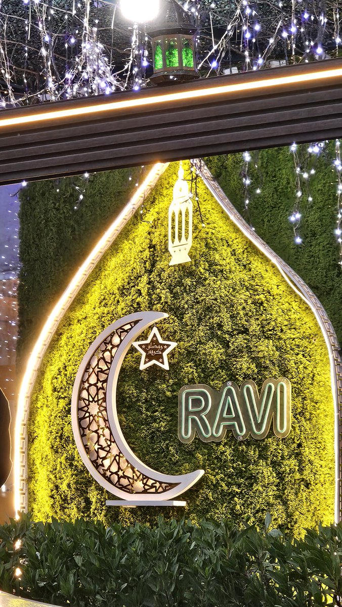 dard_e_disco_'s tweet image. Random 📸 

#Dubai