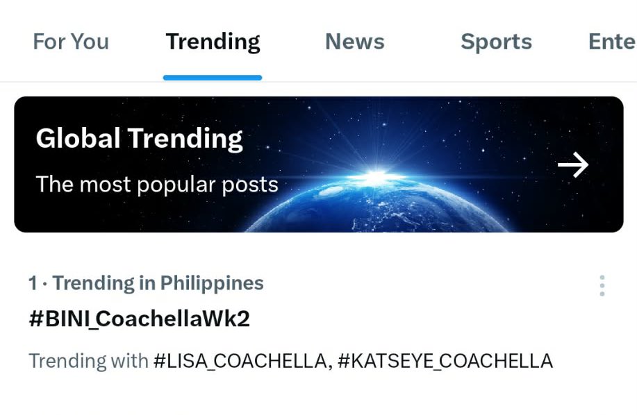 BLOOMStreamers_cthlvd🌸🎡 tweet media