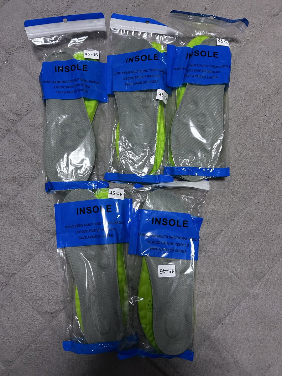 SanDiego_Jordan's tweet image. 今日のクルーネック。
キャラクターは好きなのでペコちゃんも着用しますよ。

そして広告でずっと気になっていたものがやっと届きました。海外からなのかな？
クッション硬めのAJ1に。
衝撃吸収・反発・フィット感は良いです。後は長距離での歩行で疲労軽減が重要かなと。
#mfcstore
#nike
#tiktokshop