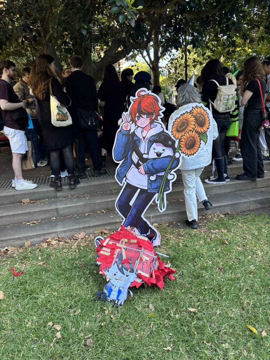 ayesha🍀🍊 tweet media