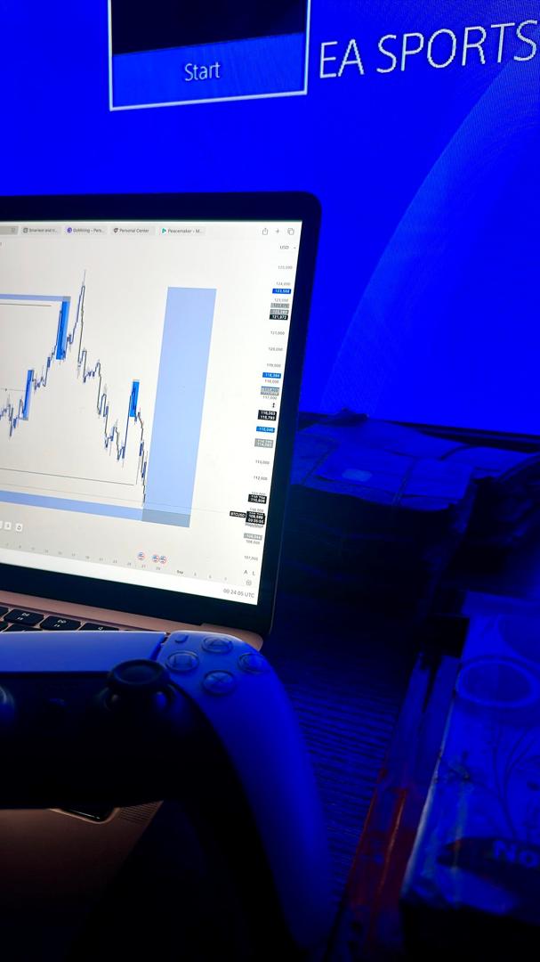 E-FUNDS tweet media