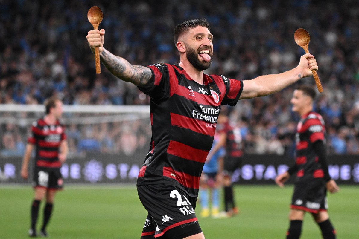 Dit314's tweet photo. Bang average @wswanderersfc 

#sydneyisskyblue 
 #WELvWSW https://t.co/3aMzjWVZ6Y