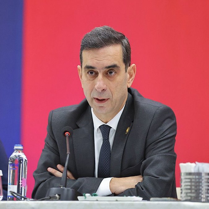 Boşuna Tıklama tweet media