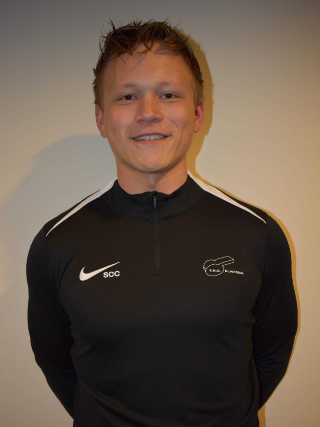 MauricePaarhuis's tweet image. Topper in Epe

Om 15.00 treft nummer 3 (@SVEpe1939) @SpTeuge (nr. 4). De thuisploeg doet (samen met @OWIOS) volop mee voor de titel!

Deze clash staat onder leiding van ons jonge talent @Samvanveen4, die voor de 3de maal dit seizoen fluit in de 3de klasse!

#SNONijverdal
#NextGen