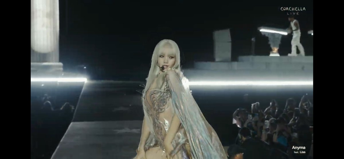 Jasminlisa_1507's tweet photo. ลูกรักพระพายมาก สวยตาแตก ชุดพริ้วตามลมสวยเลยยย

BAD ANGEL WITH LISA 
#ANYMAxLISA
#LISA_COACHELLA
#LISACHELLA https://t.co/9bf5J460zA