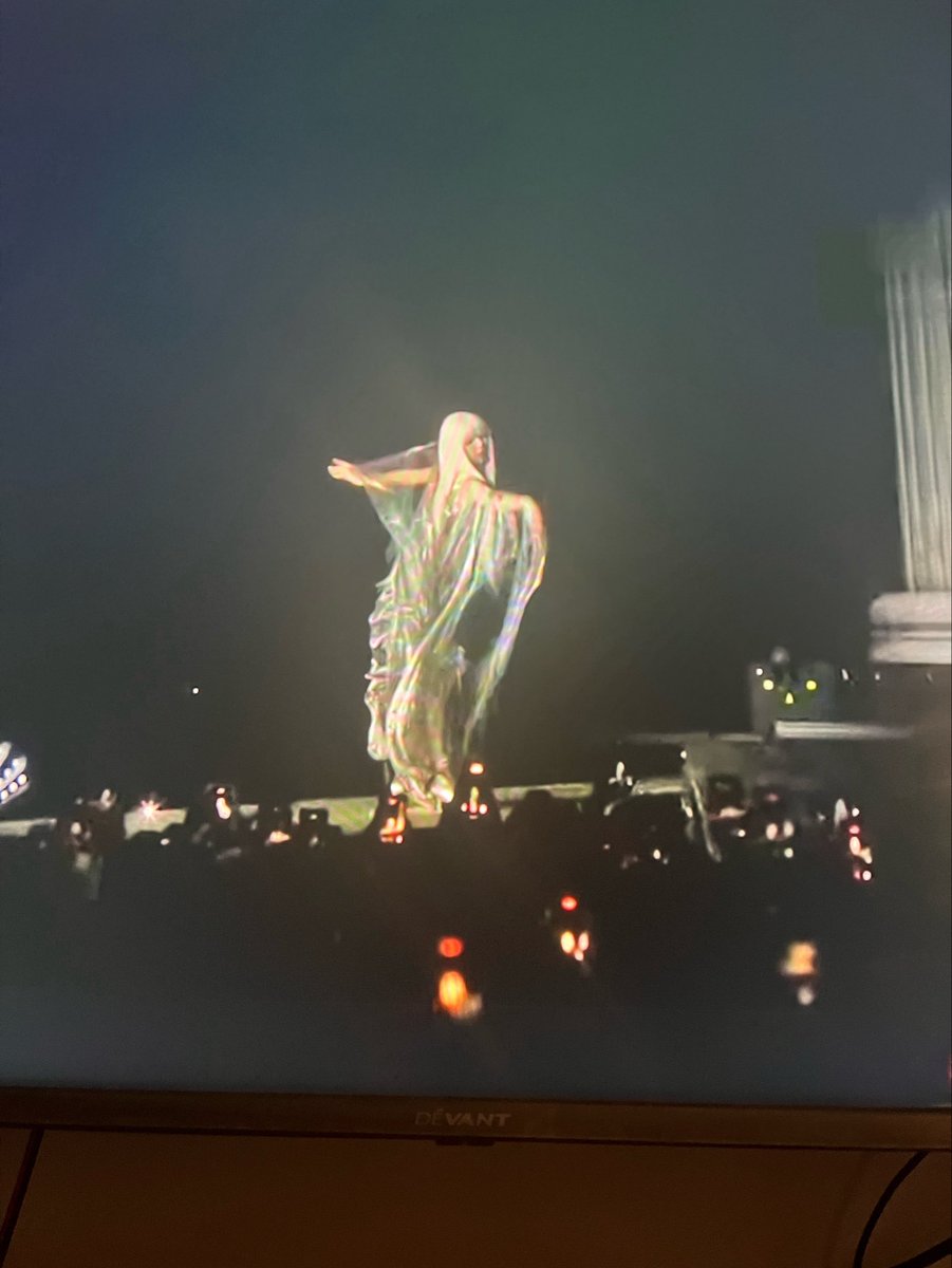 LALICE UPDATES tweet media