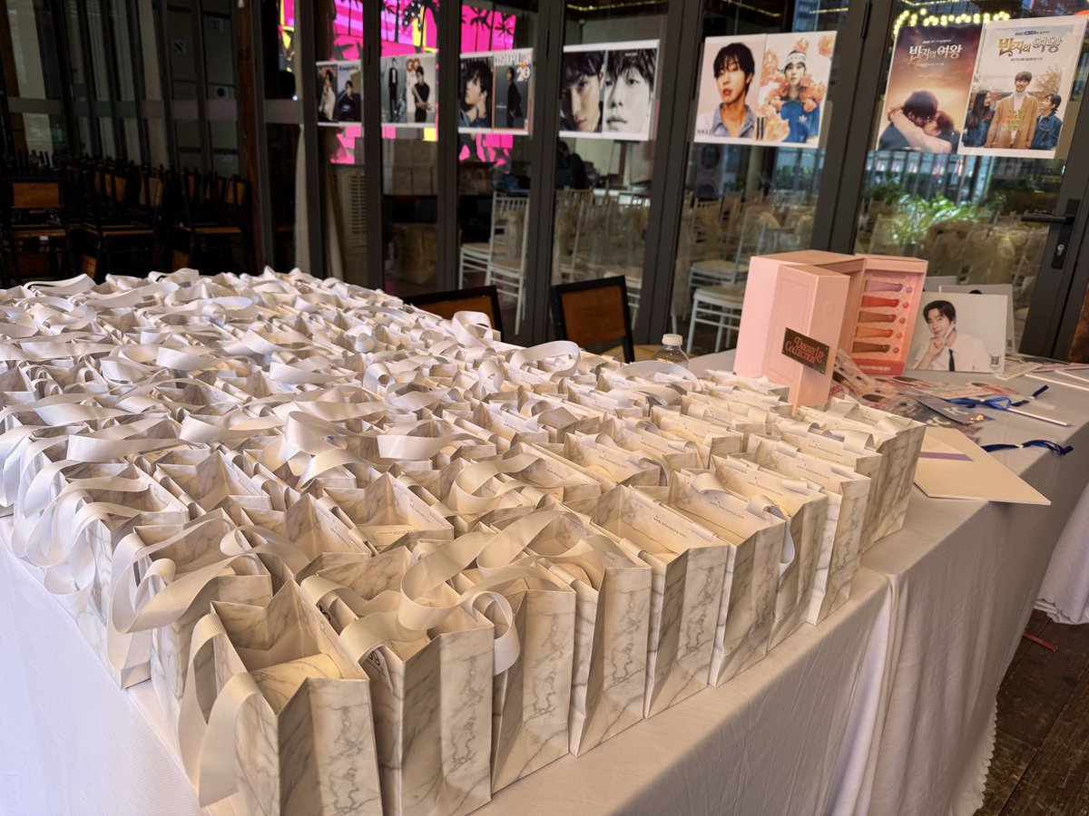 Paul.AhnSora tweet media