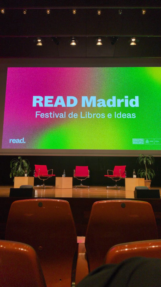 readconvention's tweet photo. Buenos días! Empezamos con la segunda jornada de #READMadrid ☕️ https://t.co/gXl4QEkvmx