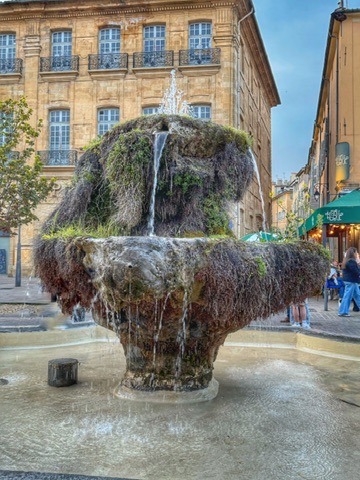 lifefrance's tweet image. Daily #photooftheday from #France - Aix-en-Provence this week 😍
#thegoodlifefrance
