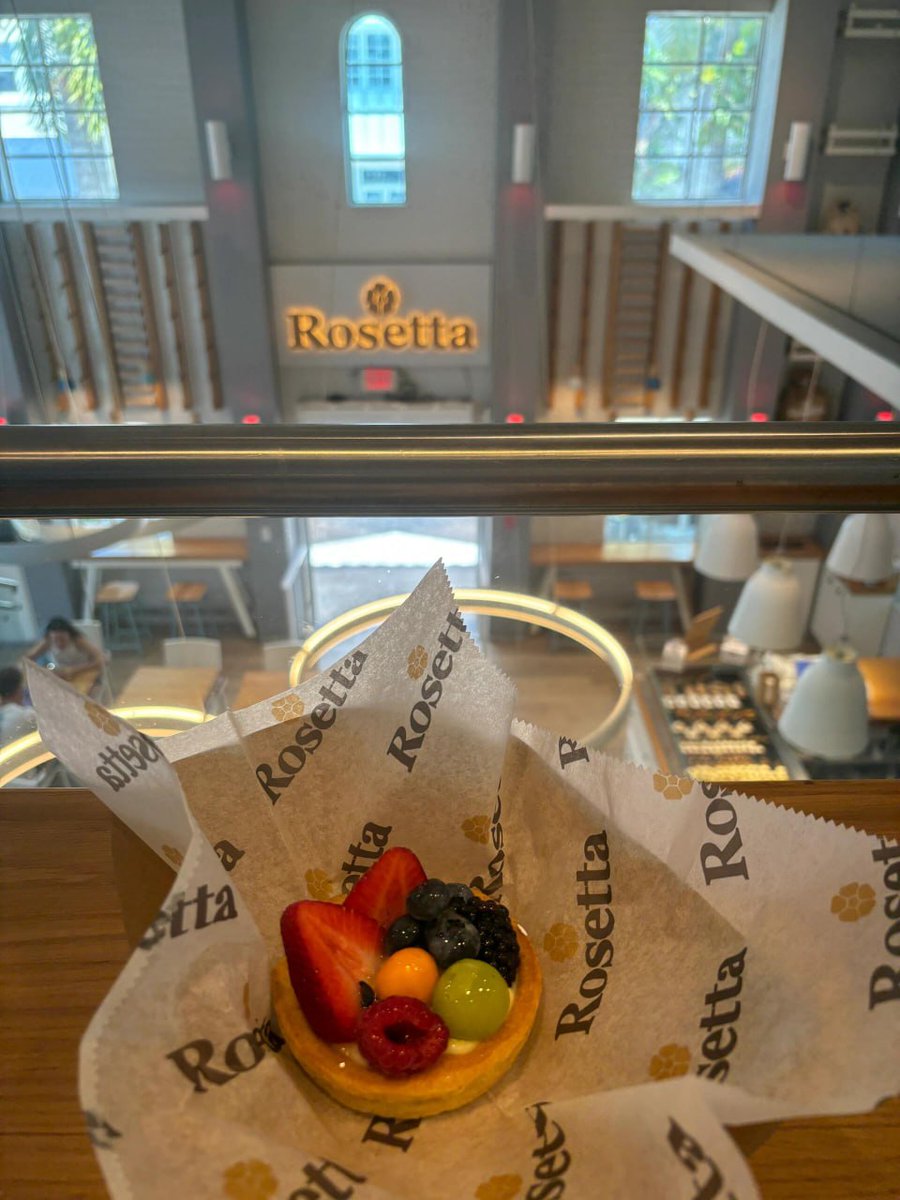 AA29634's tweet photo. Yummy Yummy https://t.co/eRgK2YBFPs