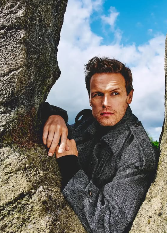 MSplendor's tweet photo. Happy Monday! Everything starts anew,and at the same time, everything is yet to be discovered.A new path full of opportunities and moments that can surprise you when you least expect them.
#SamHeaughan
@Helga2809 @carocats23 @TaraWilcoxon @HiddlesDoctor @Katmichael163 @Teliros https://t.co/2FYW2gPzzy