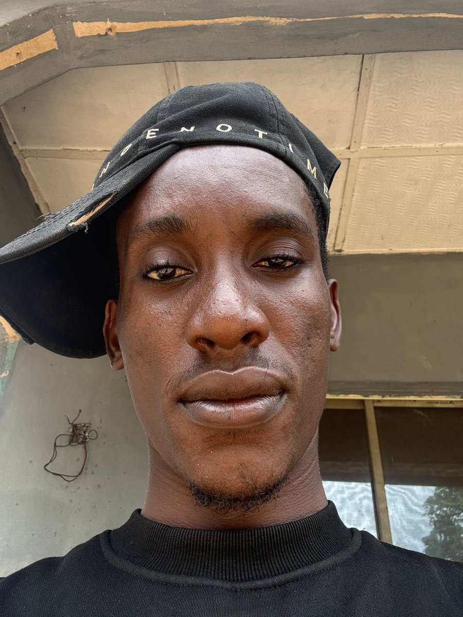 osama ✰ tweet media