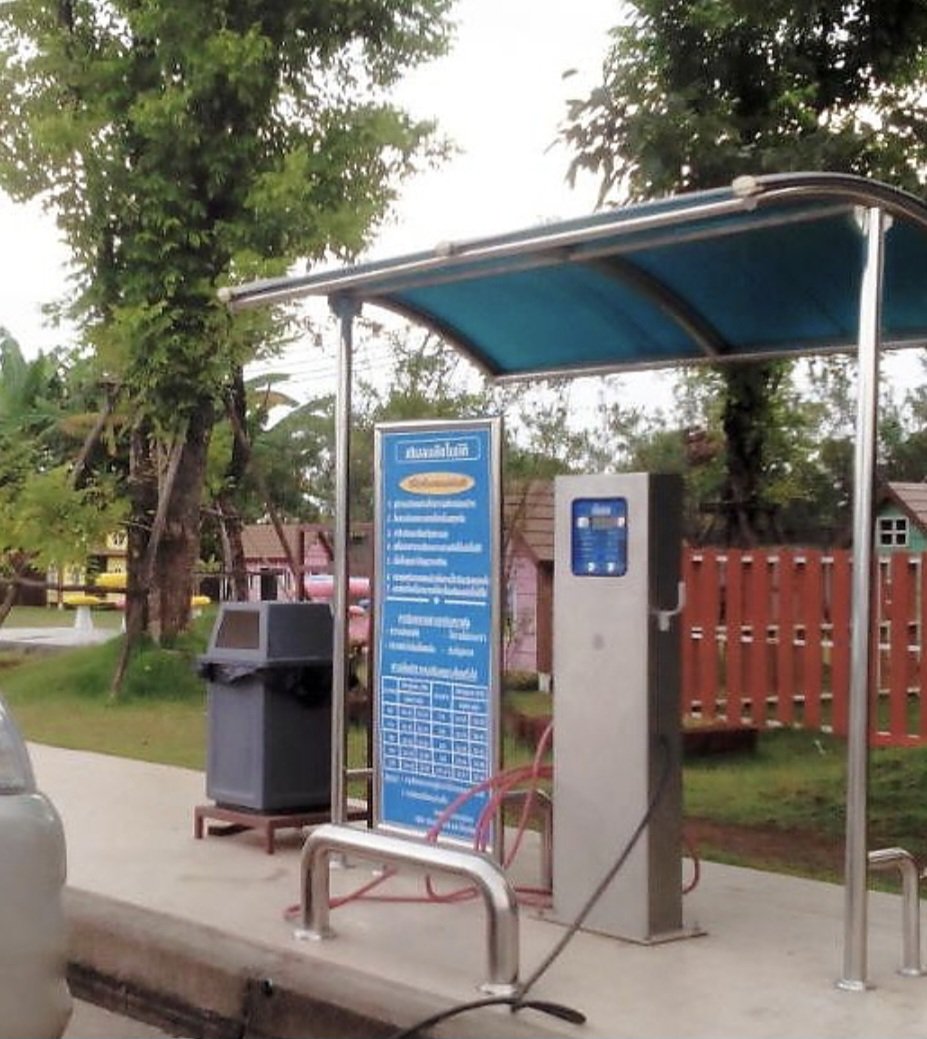 น้ำลายจัง..🙄😋 tweet media