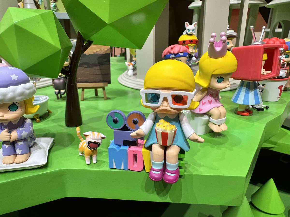 hi.hi.is.me( ⸝⸝⸝⩌⤚⩌*) tweet media