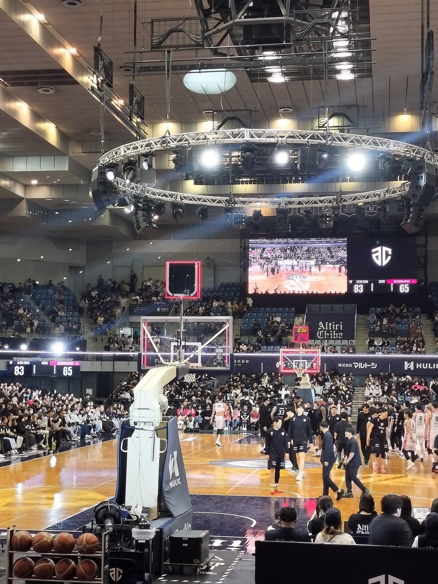 てるん tweet media