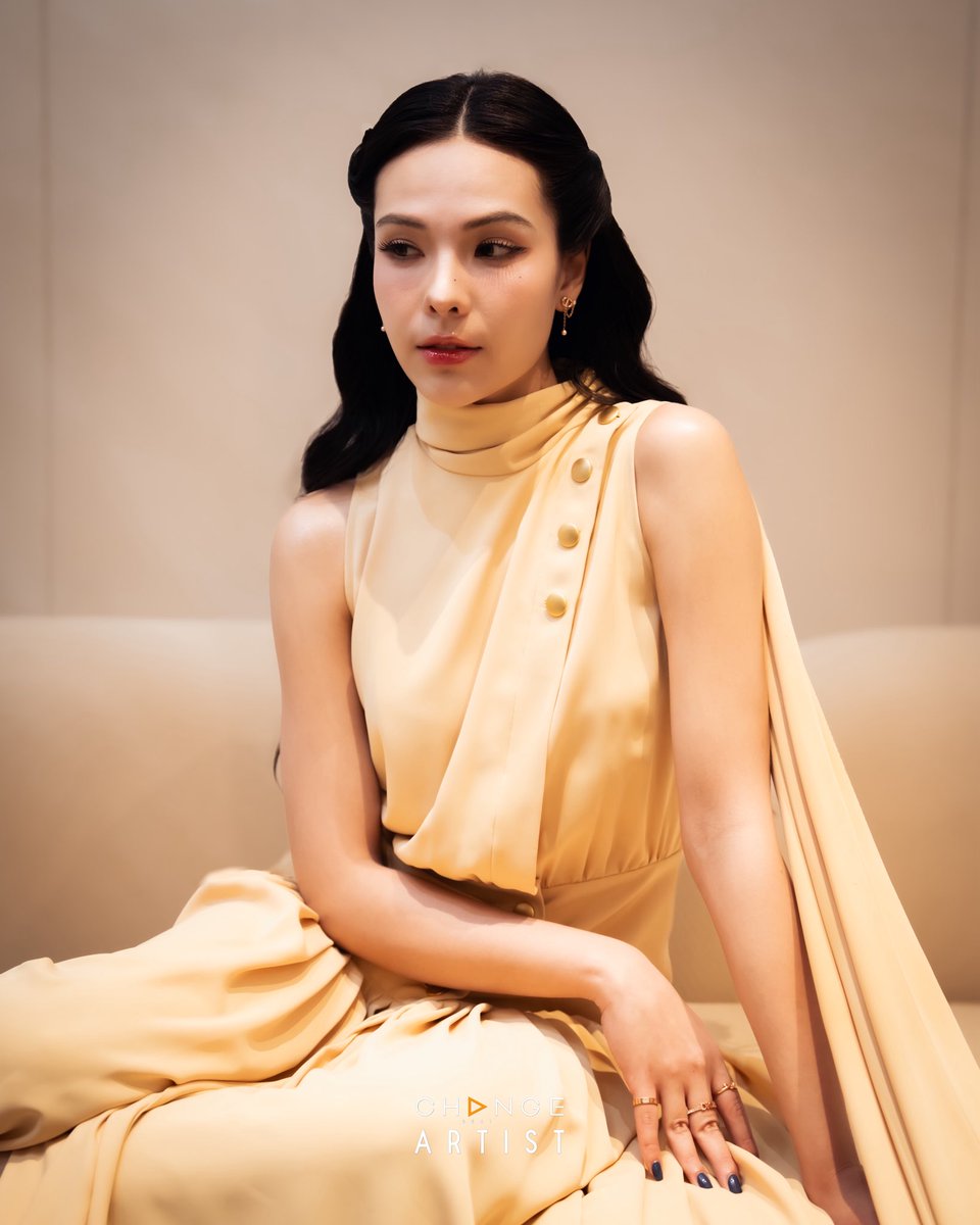 CHANGEARTIST_'s tweet photo. 💛👸🏻✨

@sonyasarann 

#sonyabirthdaypartychongqing 
#sonyasaran
#ChangeArtist https://t.co/RxEHoqdH7R