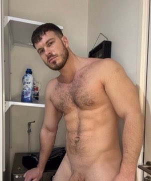 Your guy Leslie tweet media