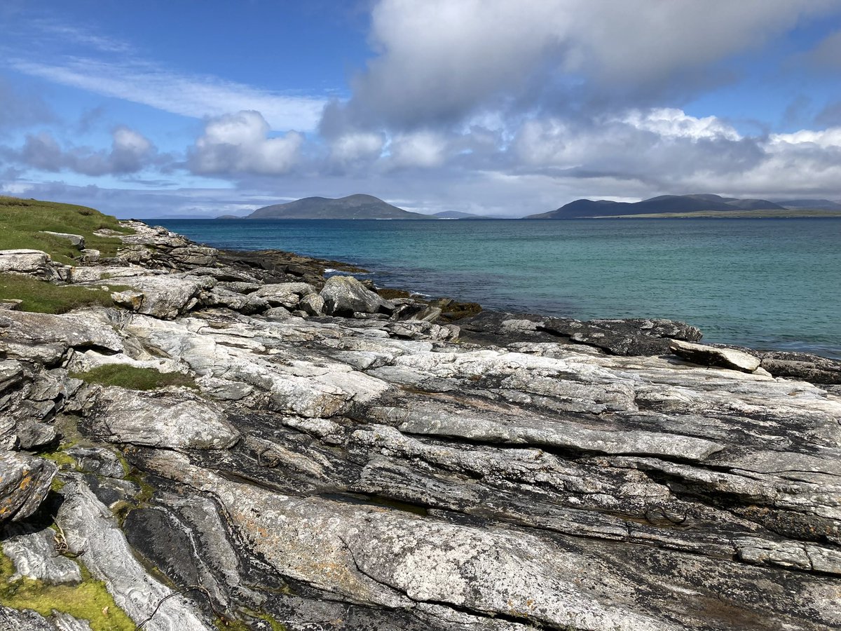 Lovethisland_'s tweet image. Berneray. East beach.

“Who knows where the time goes…”

#hebrides #outerhebrides #Scotland