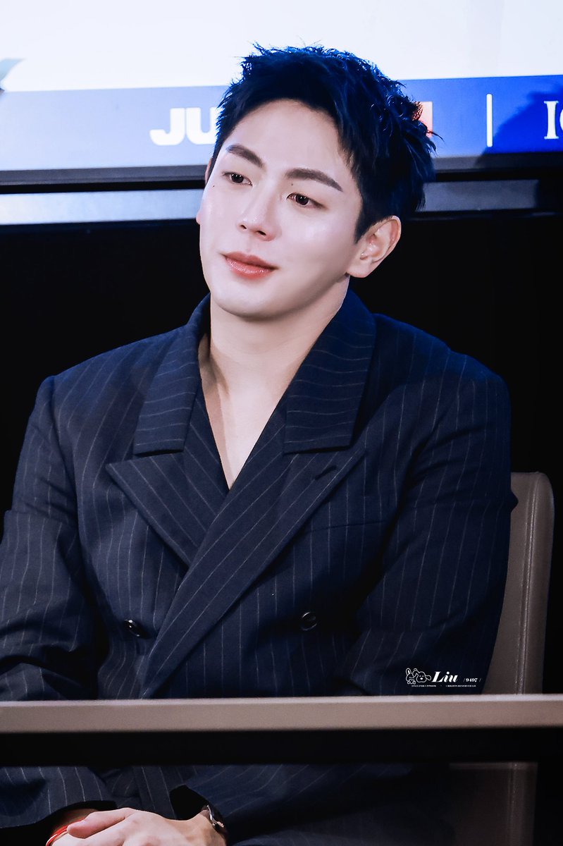 😏😏

UP FANSIGN 2026
#UPCLOSEFansign2026
#uppoompat