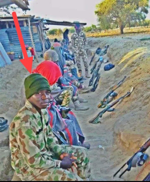 ElephchildCopy's tweet image. 2013 – I lost my mum
2014 – I was extremely depressed
2015 – I joined the Army

2016–2018 – I lost over 50 friends (in the Army)

2019 – I left the Army willingly
2020 – I started struggling on the streets of Lagos

2021 – I started learning copywriting (a digital skill)

2022 –