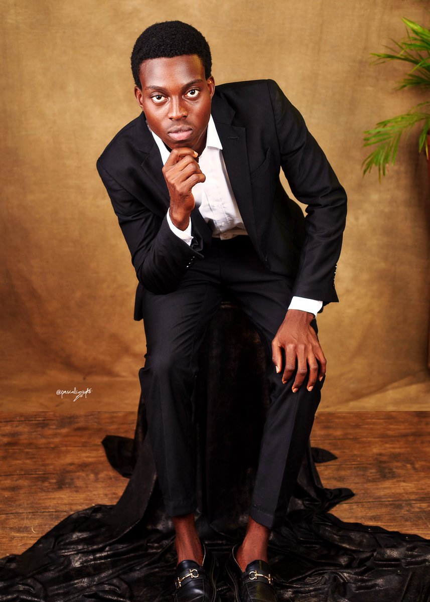 fikayohq's tweet image. The worst place to be?

Not failure.
Not confusion.
It’s knowing exactly what to do

…and still not doing it.

That gap will mess with your head.

I wrote about it.

👉shrinkme.click/usutv

#FikayoAjayi #Struggle #Life #Inspiration
Jagaban | Qing Madi | Touching | Opus 4.7