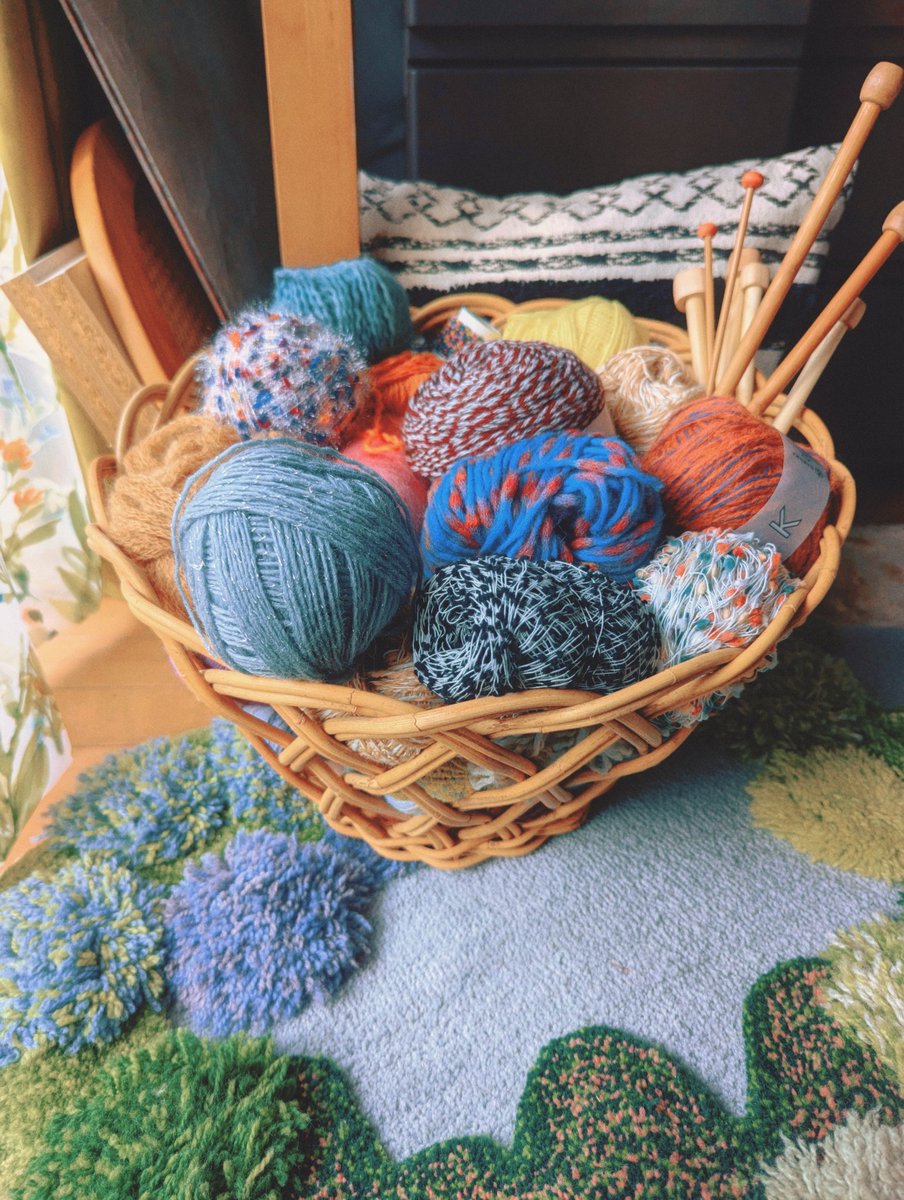 はしゃいでろクアッカワラビー tweet media