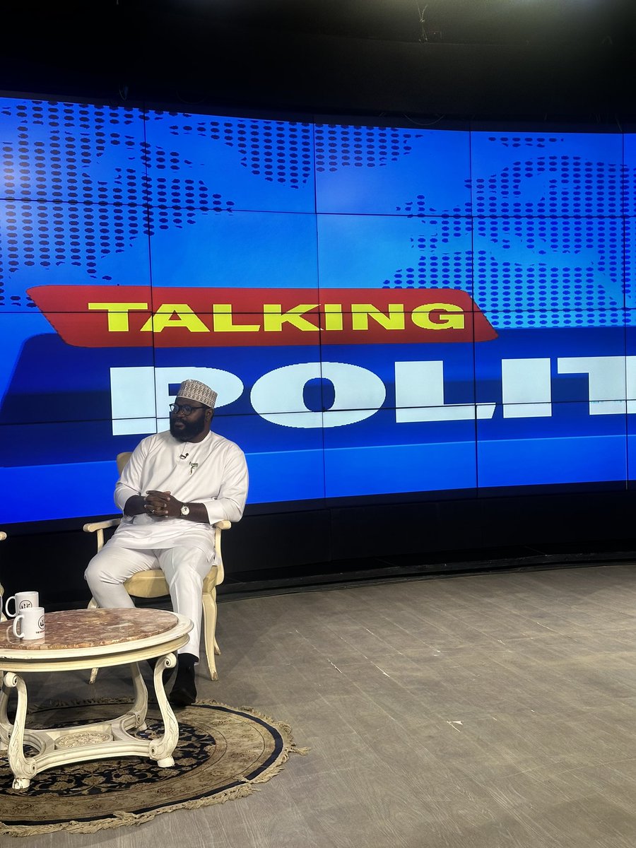 The Weekend Show tweet media