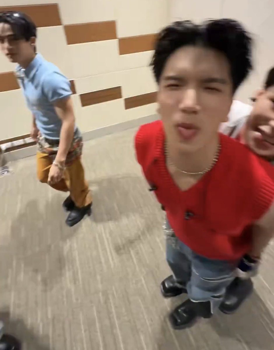 เฮียฟ้า tweet media