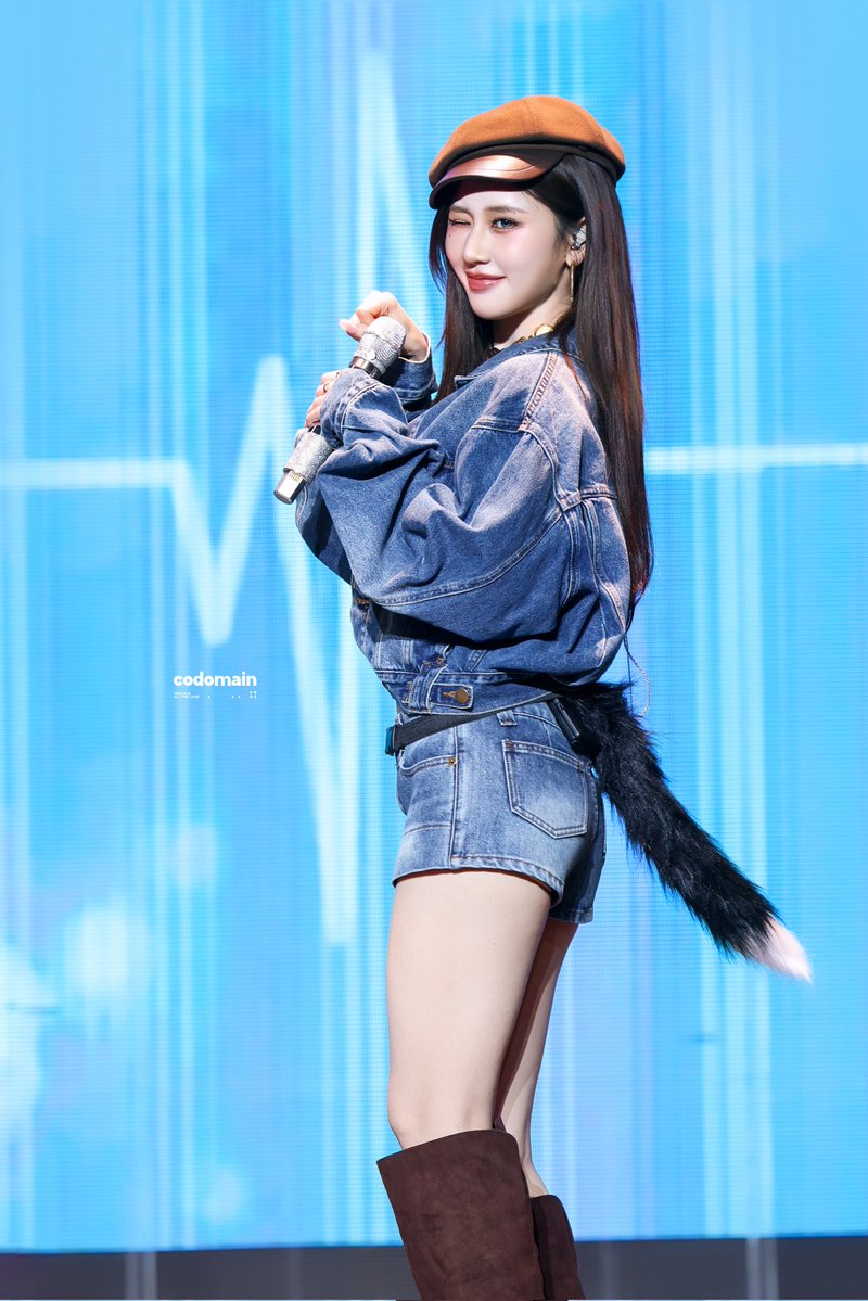 codomain·叶芷妤 tweet media