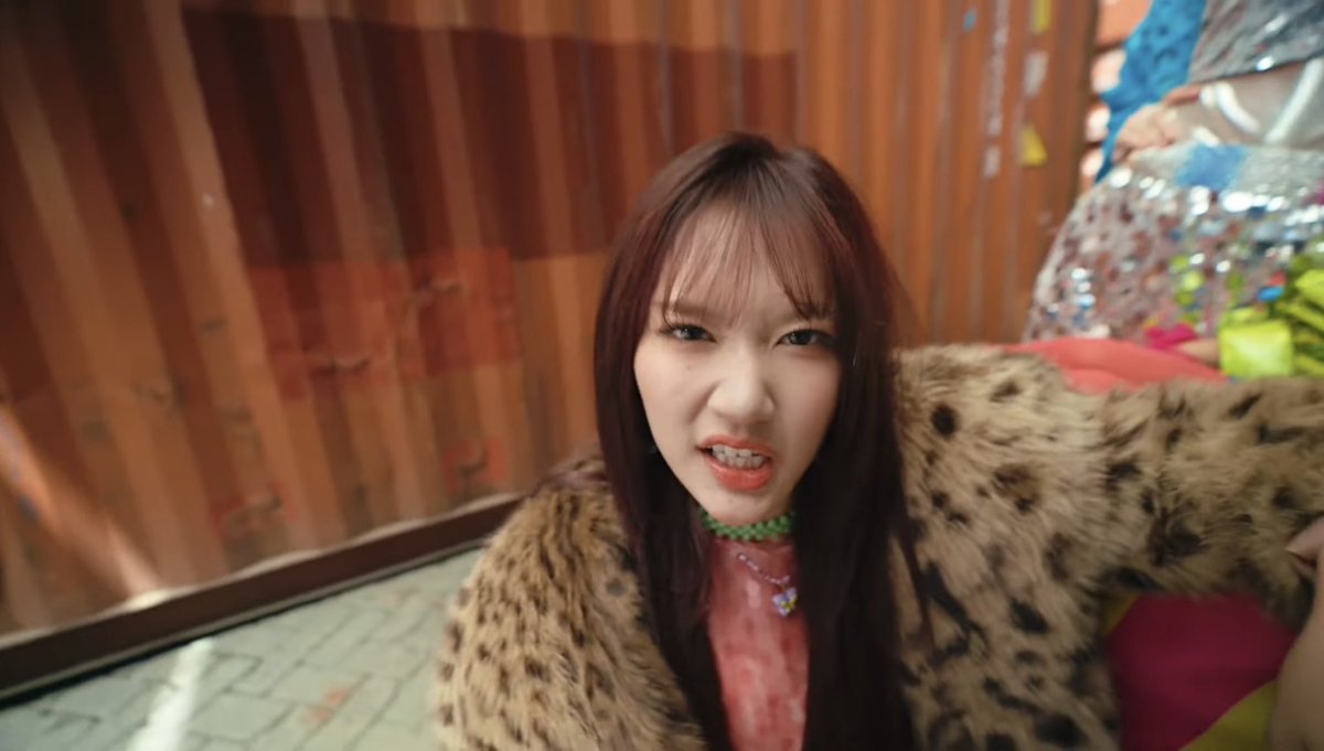 MarshaOshi #BungaBaruPuspawana tweet media