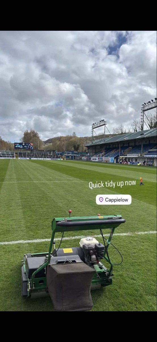 DennisMowers's tweet photo. “The Pro-34R gives a great tidy and clear up after matches &amp; training sessions. I love the brush attachment on the front to enhance the striping. The G860 cylinder is great for sharp close cutting for matchdays”

Adam Henderson, Head Groundsman
Greenock Morton FC https://t.co/4ea8d9zECY