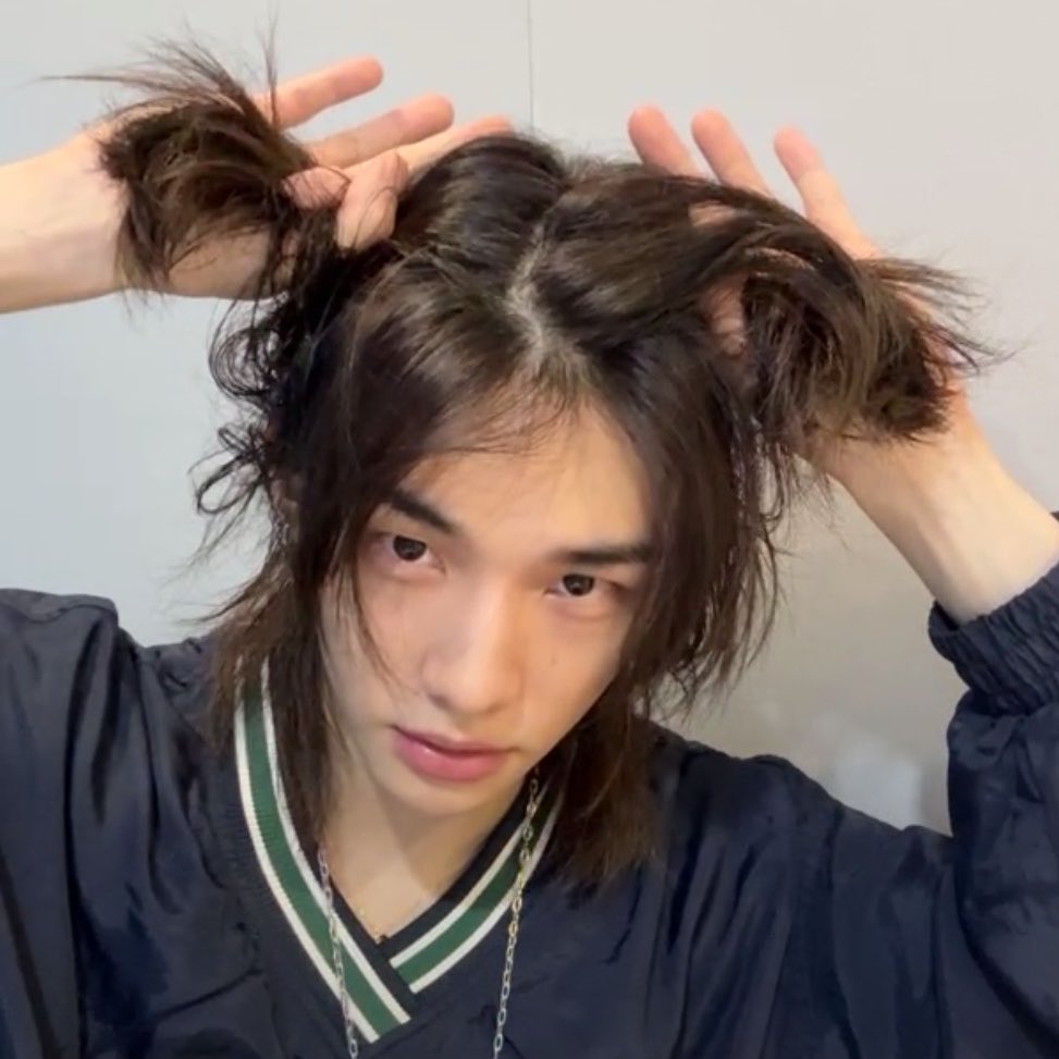 SKZ BASE tweet media