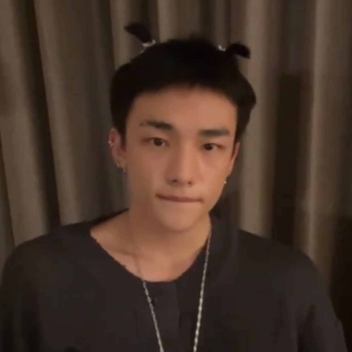 SKZ BASE tweet media