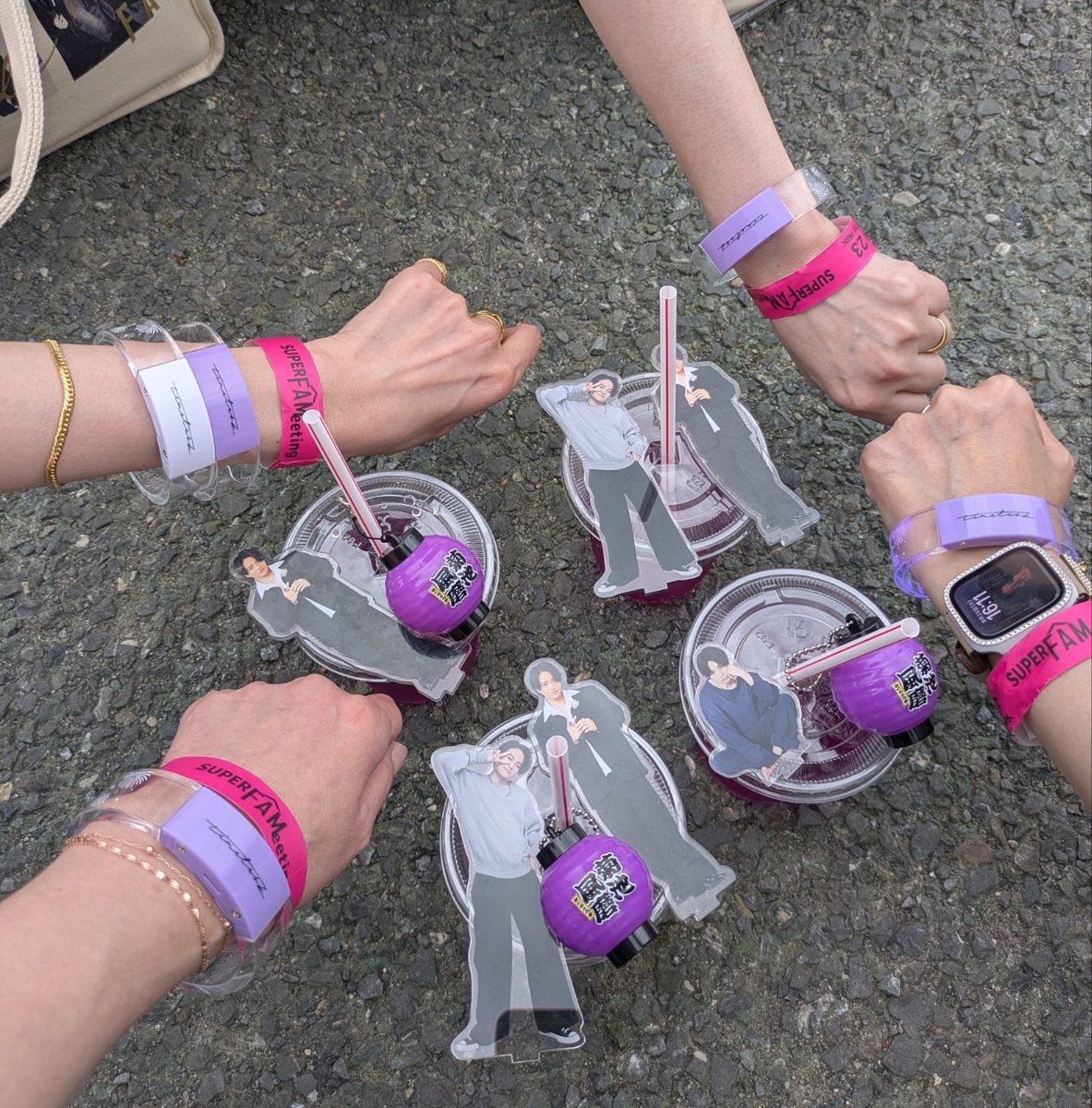 かずりん💜 tweet media