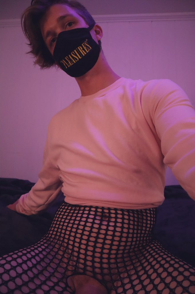 BestestBoy tweet media