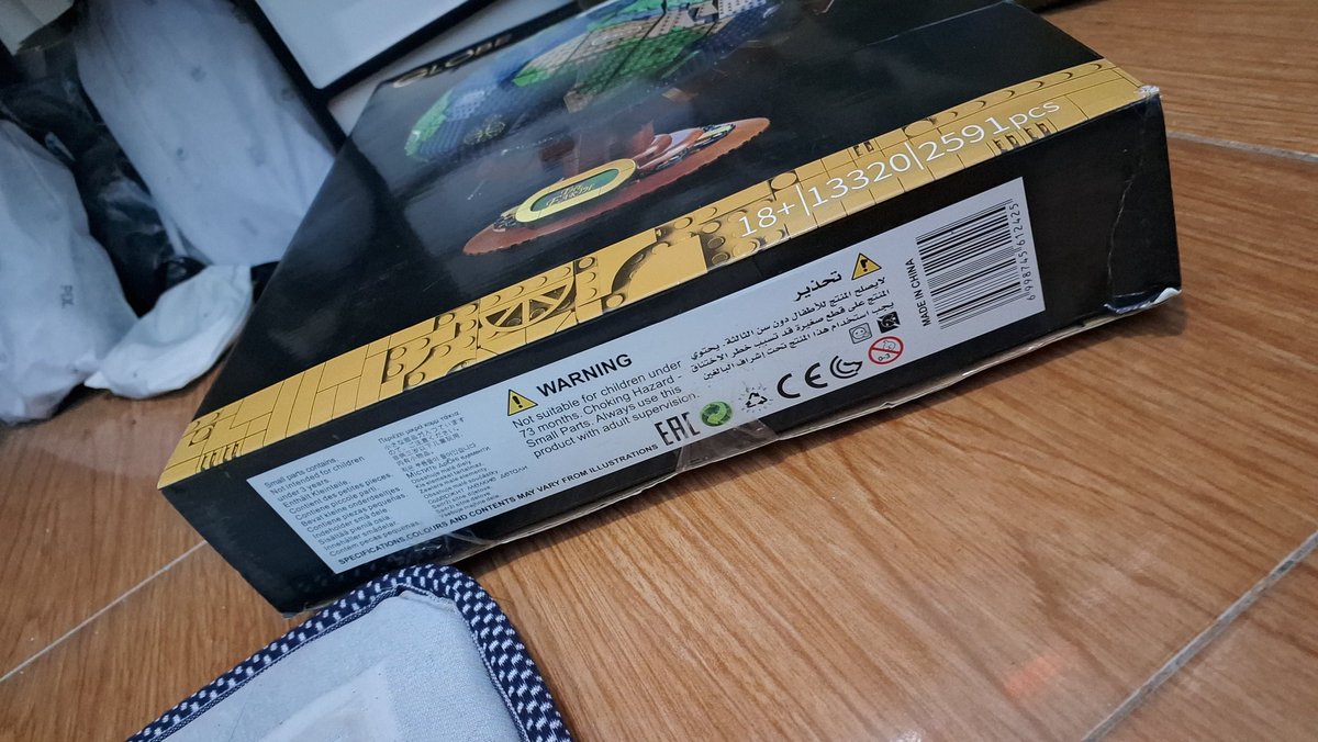 imyermess's tweet photo. 12. BNIB Bricks Compatible Lego Ideas The Globe 21332

Bahan : ABS
Age : 18+
Brick : 2591 pcs
Kelengkapan : Manual Book, Original Box, Sticker
Model : Seluruh Parts Compatible
Size : 26*30*40 CM

#wts #zonauang #zonajajan https://t.co/3AcPrO2LEh