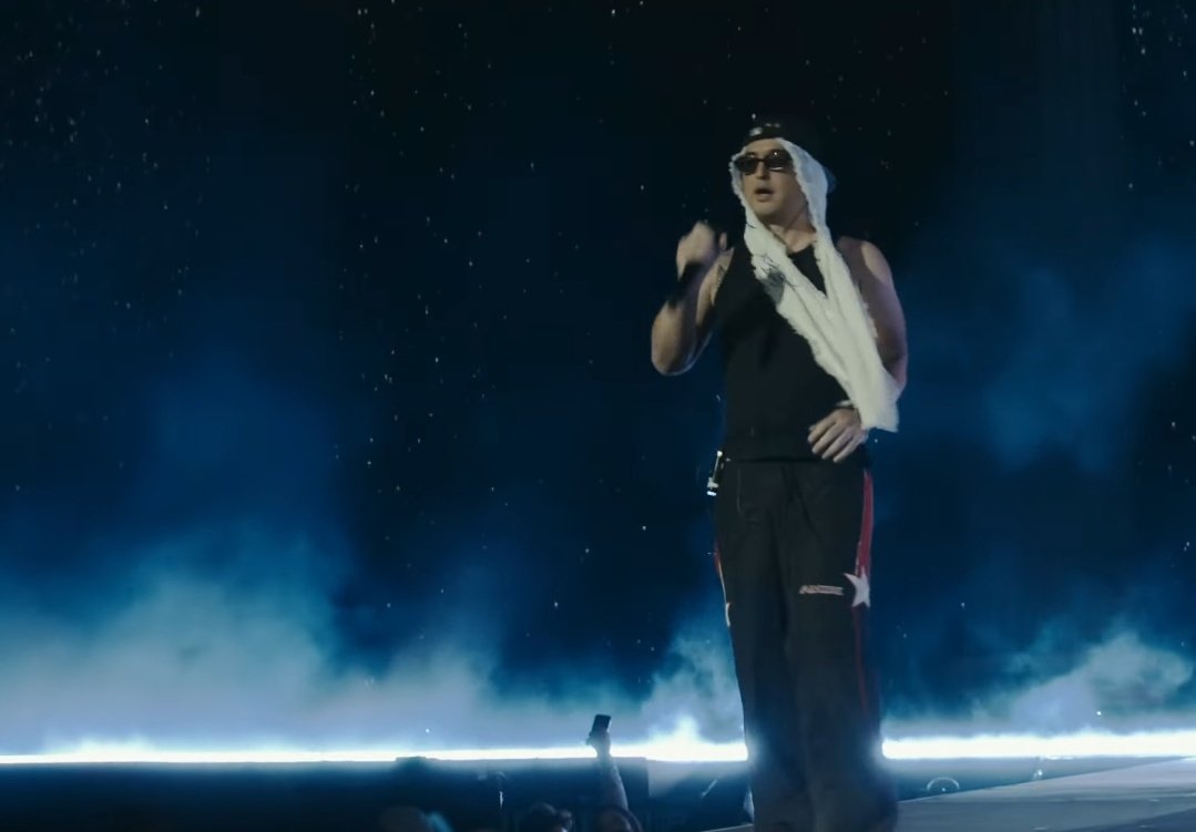 heyitshygod's tweet photo. JOJI AT COACHELLA !!! https://t.co/WM4iPxWXEa